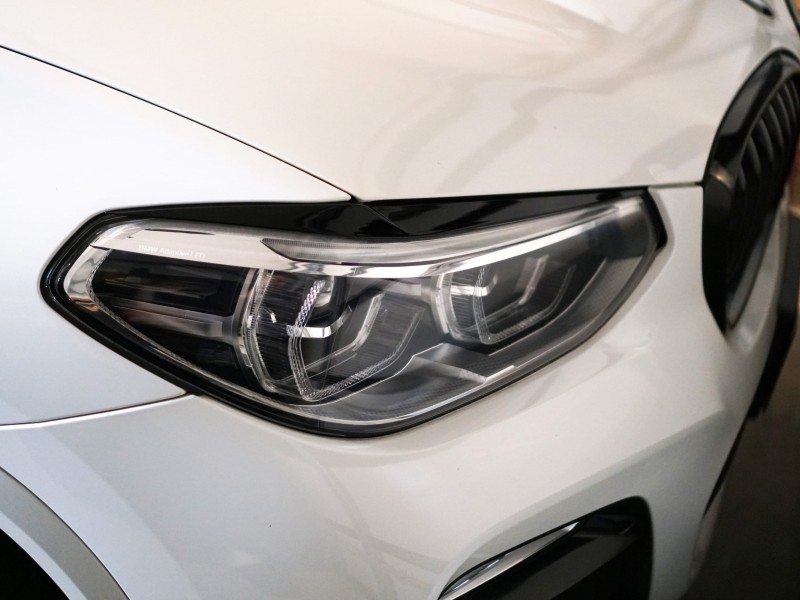 Headlight eyelids - a bit of styling